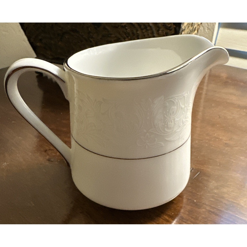 Style House Brocade Creamer Pitcher Made‎ In Japan White With Silver Trim 3 1/4"
